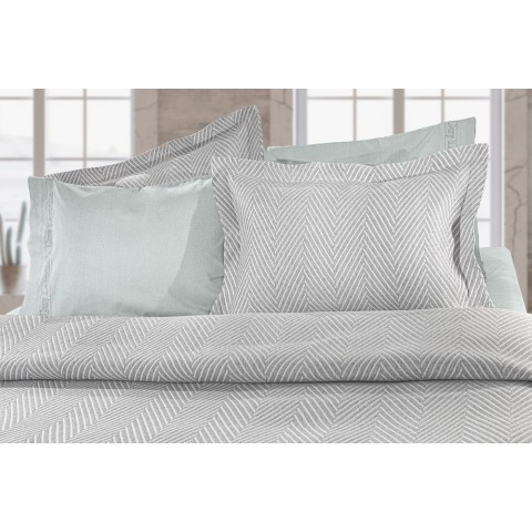 Κουβέρτα jacquard Vigo Silver 160x260 Guy Laroche
