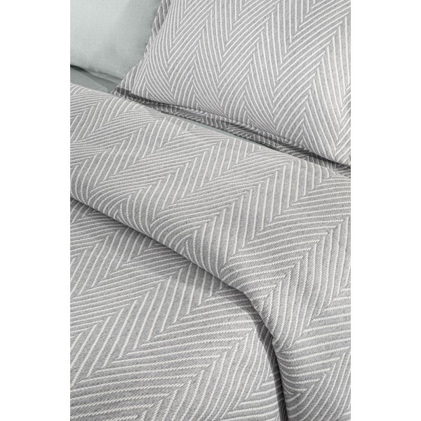 Κουβέρτα jacquard Vigo Silver 160x260 Guy Laroche
