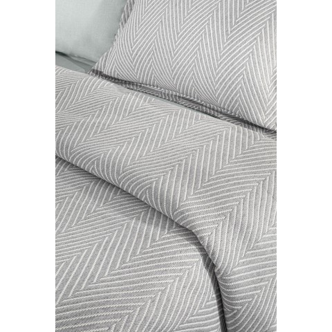 Κουβέρτα jacquard Vigo Silver 160x260 Guy Laroche