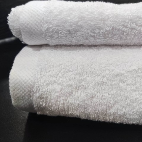 Πετσέτα Ritz 600gr 70x140 100%Βαμβάκι πενιέ  Hotel