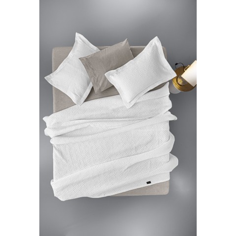 Κουβέρτα - Κάλυμμα κρεβατιού  PATTERN WHITE  Υπέρδιπλη   245x260 Guy Laroche5206480655357
